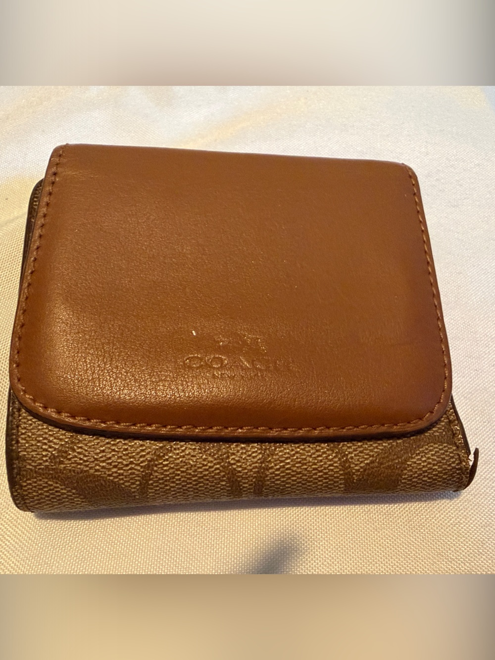 Coach Signature Canvas Crossbody Bag & Wallet Set - Picture 9 of 9
